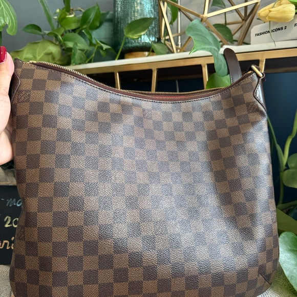 Louis Vuitton Bloomsbury GM*PRICE is FIRM* - Picture 12 of 16